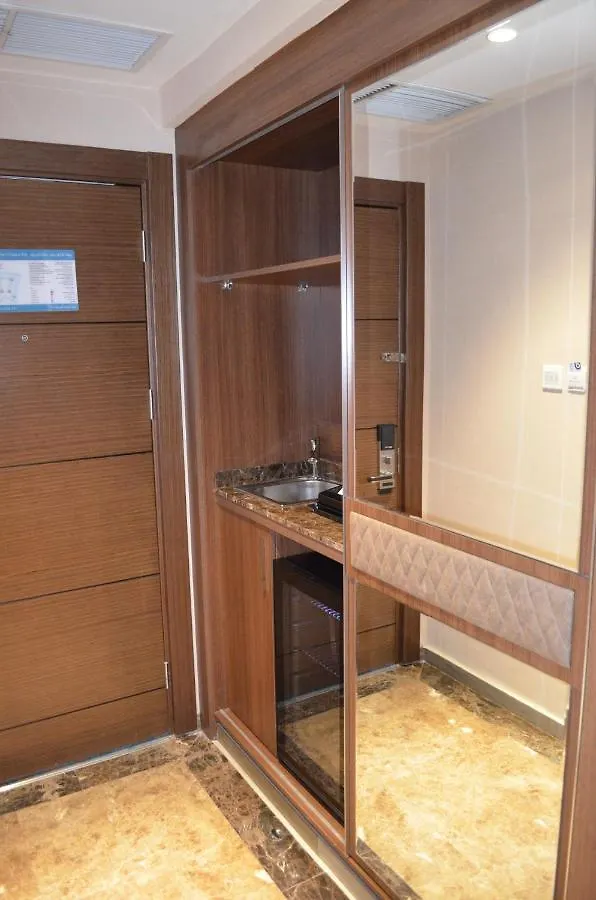 Midan Al Aziziyah Hotel Mecca