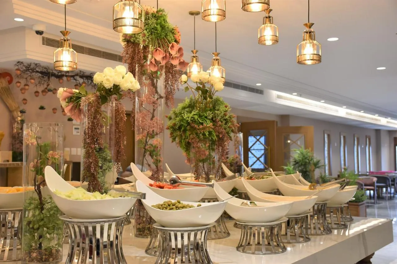 Midan Al Aziziyah Hotel Mecca 3*,