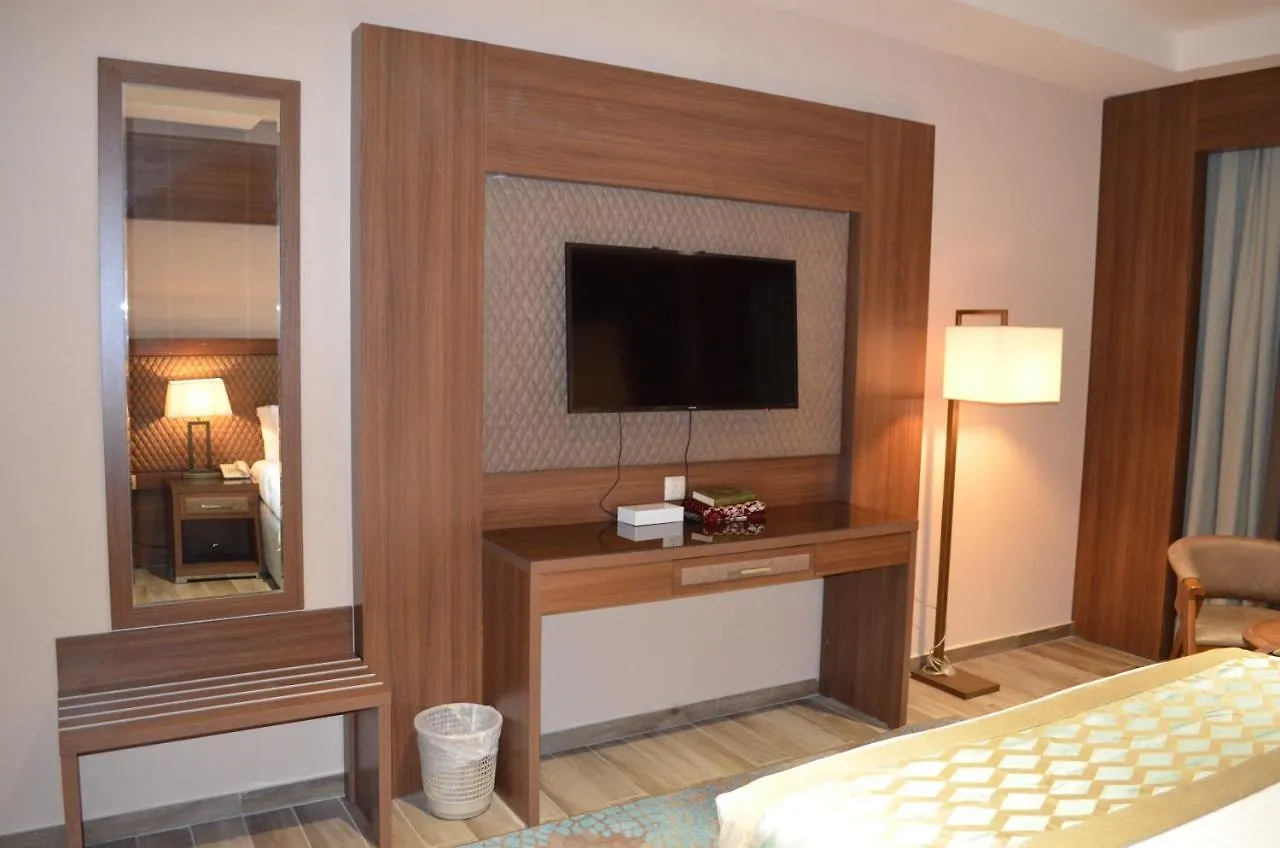 Midan Al Aziziyah Hotel Mecca